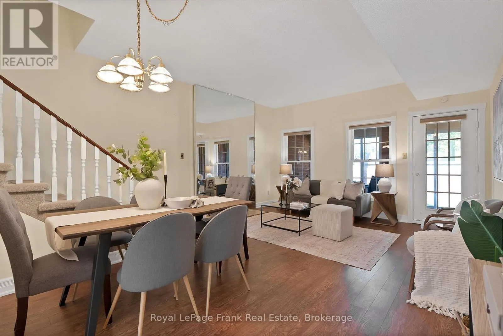 301 - 1 SHERWOOD STREET #301