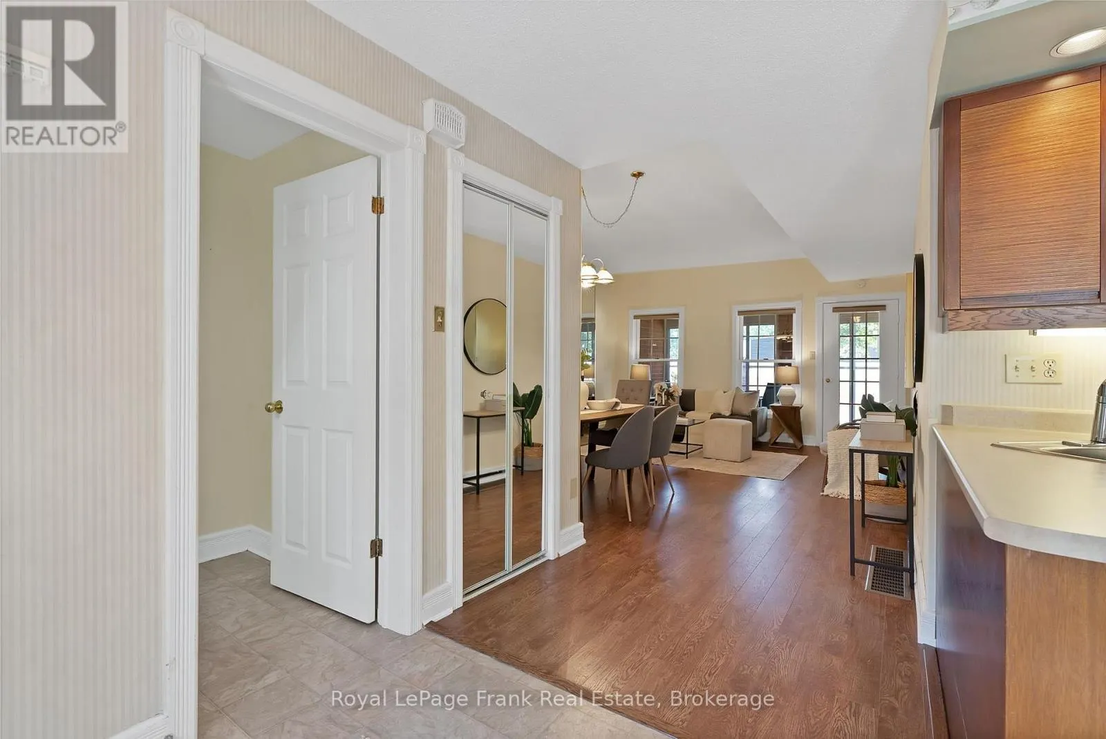 301 - 1 SHERWOOD STREET #301