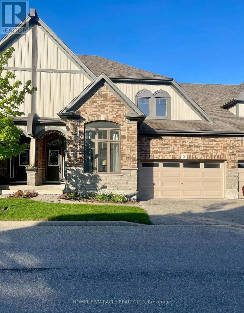 3 - 39 KAY CRESCENT