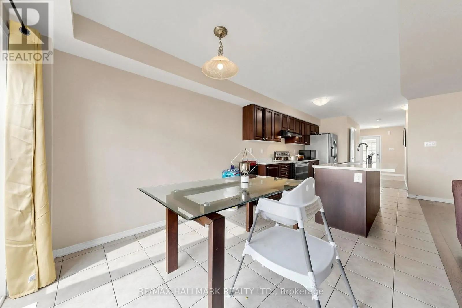 72 MUNRO CIRCLE