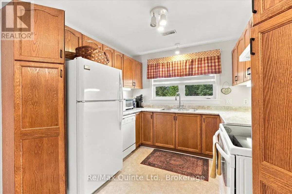 14 - 15 ALDERSGATE DRIVE #14