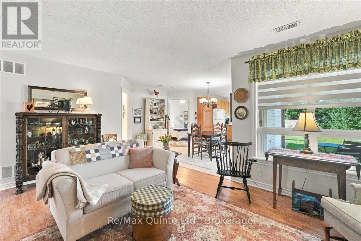 14 - 15 ALDERSGATE DRIVE #14