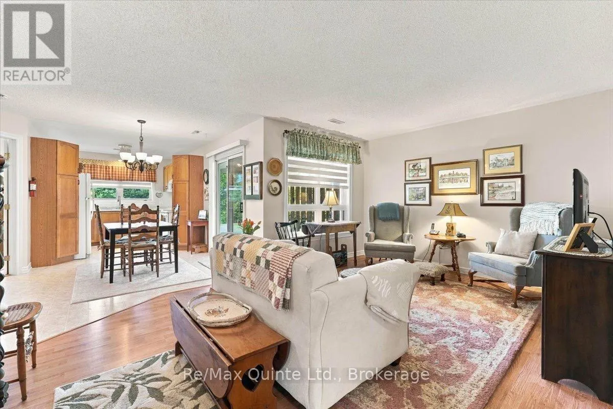 14 - 15 ALDERSGATE DRIVE #14