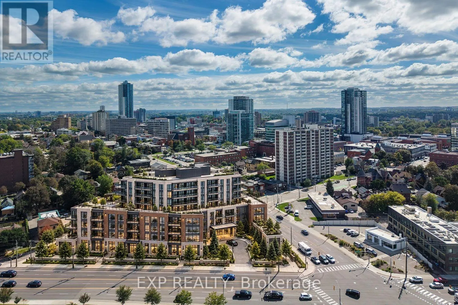 115 VICTORIA STREET N
