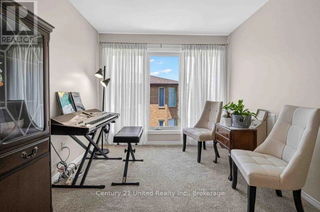 303 - 2181 WALKER AVENUE #303