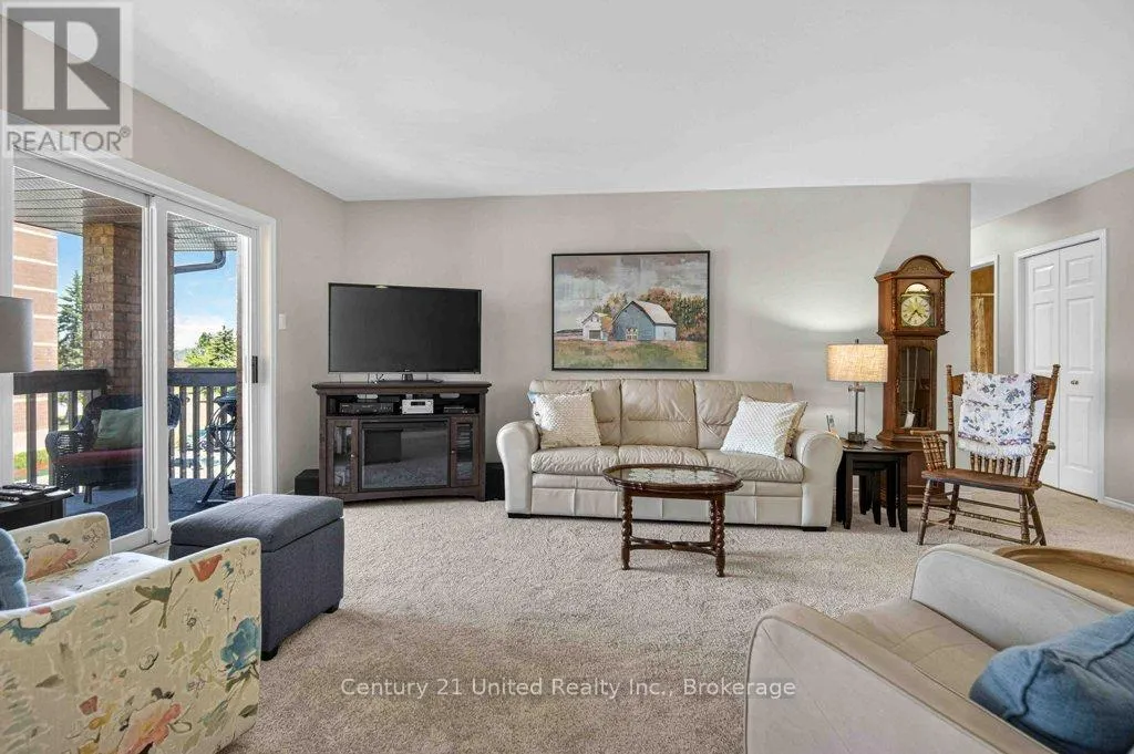 303 - 2181 WALKER AVENUE #303