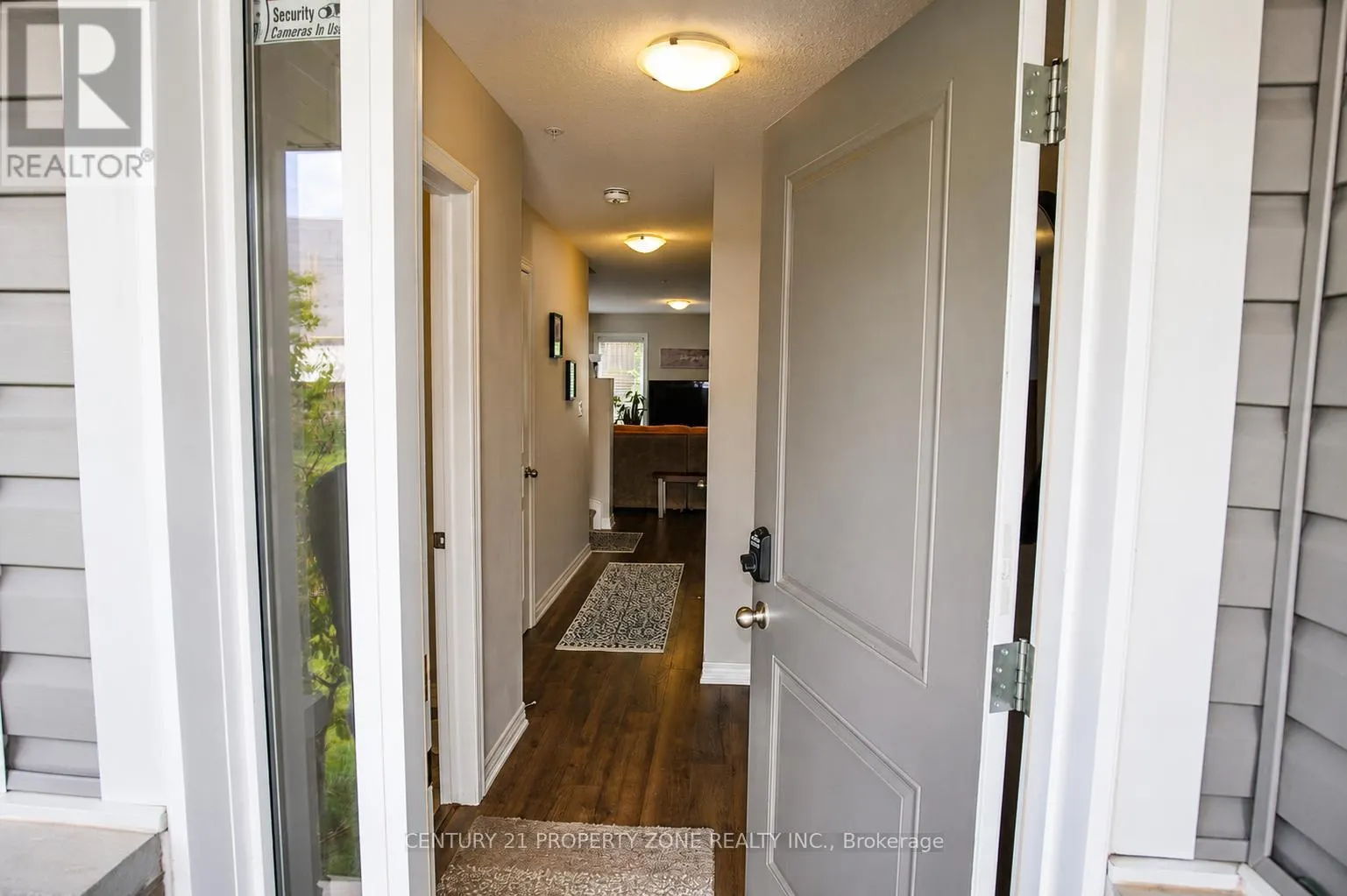 12 - 60 CANTERBURY DRIVE