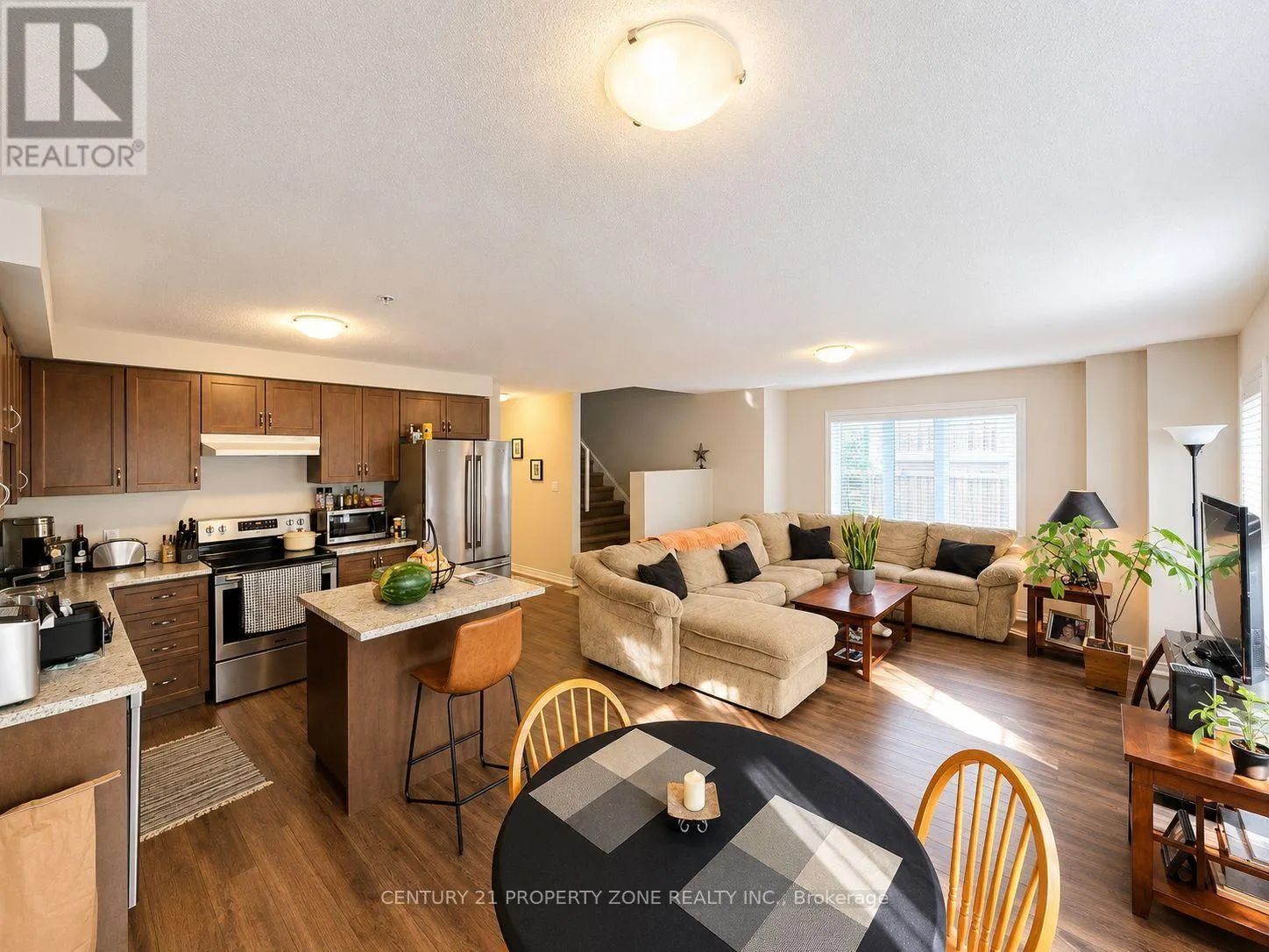 12 - 60 CANTERBURY DRIVE