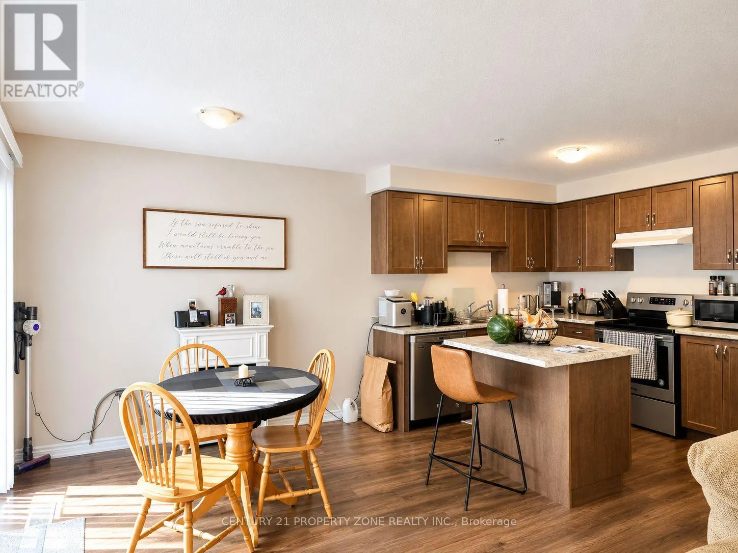12 - 60 CANTERBURY DRIVE
