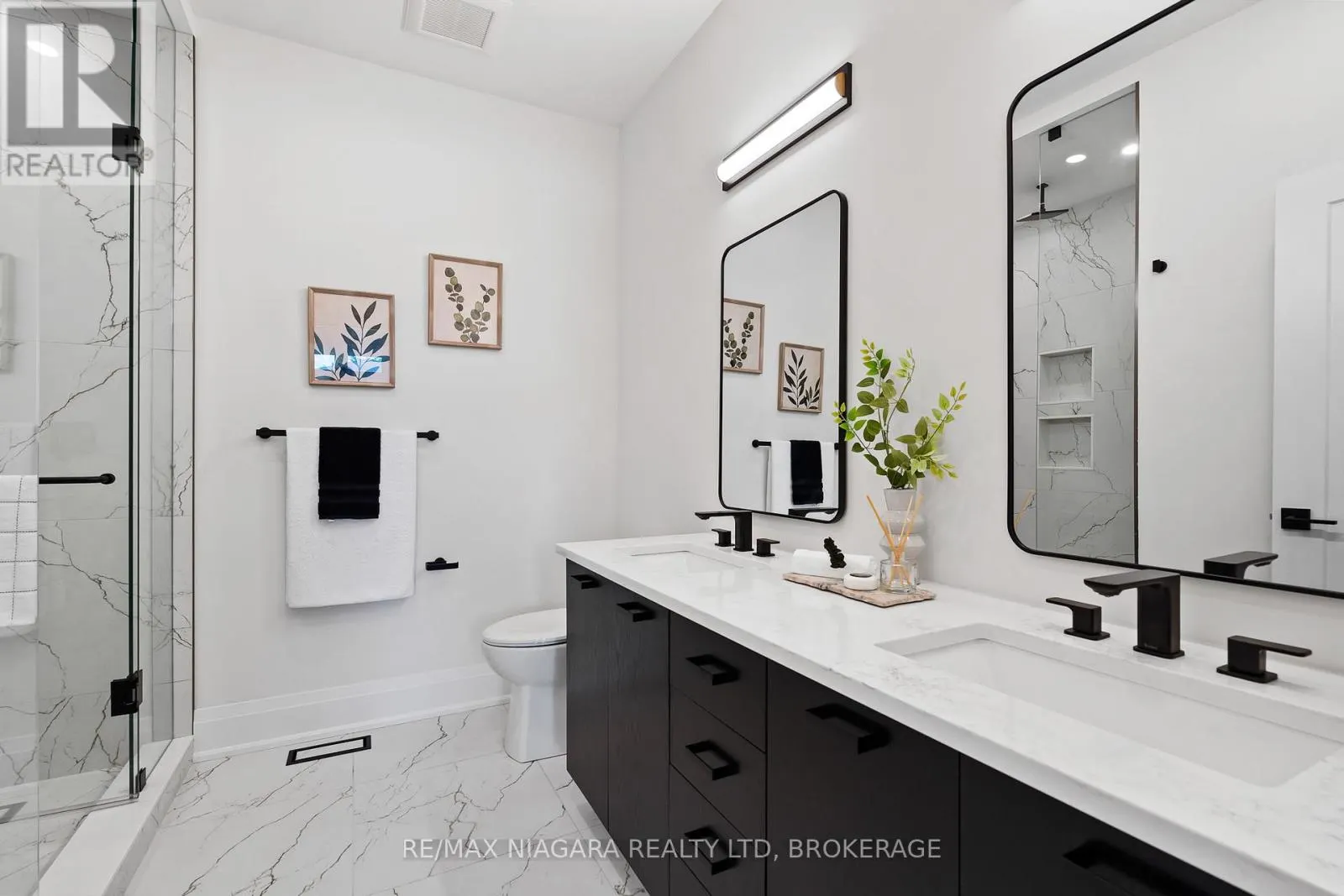 16 ACCURSI CRESCENT