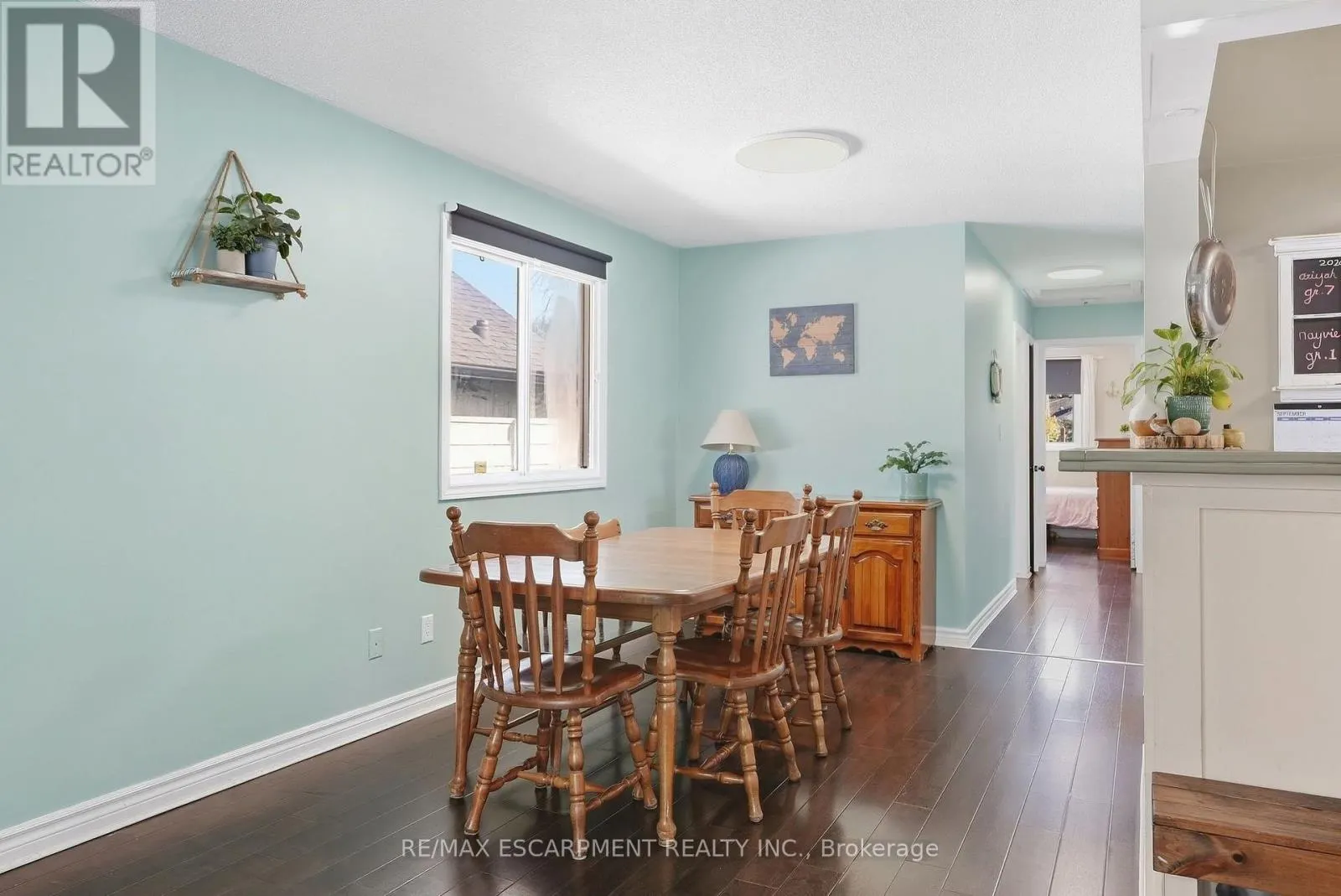 34 GRANTHAM AVENUE S