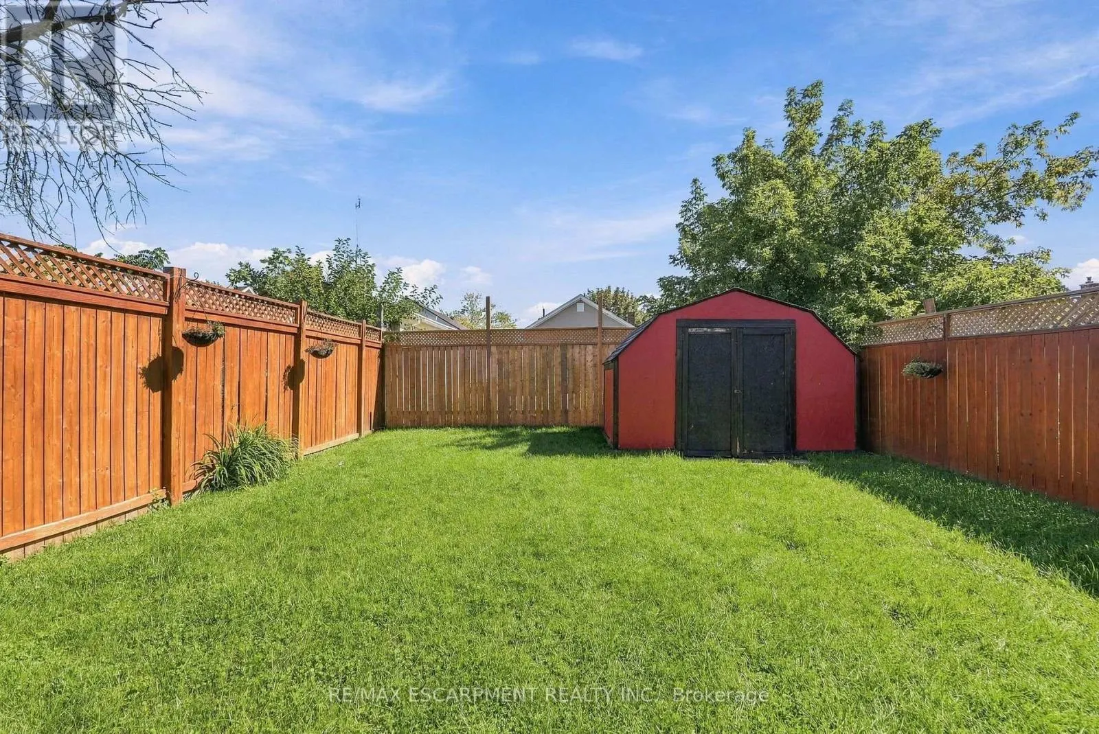 34 GRANTHAM AVENUE S