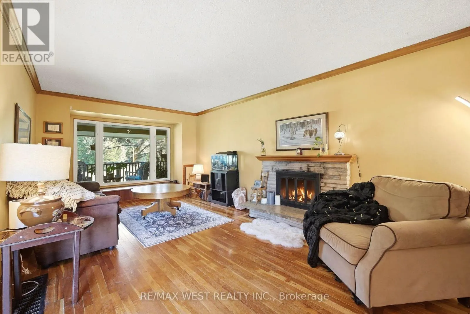 9244 HALTON ERIN TOWNLINE