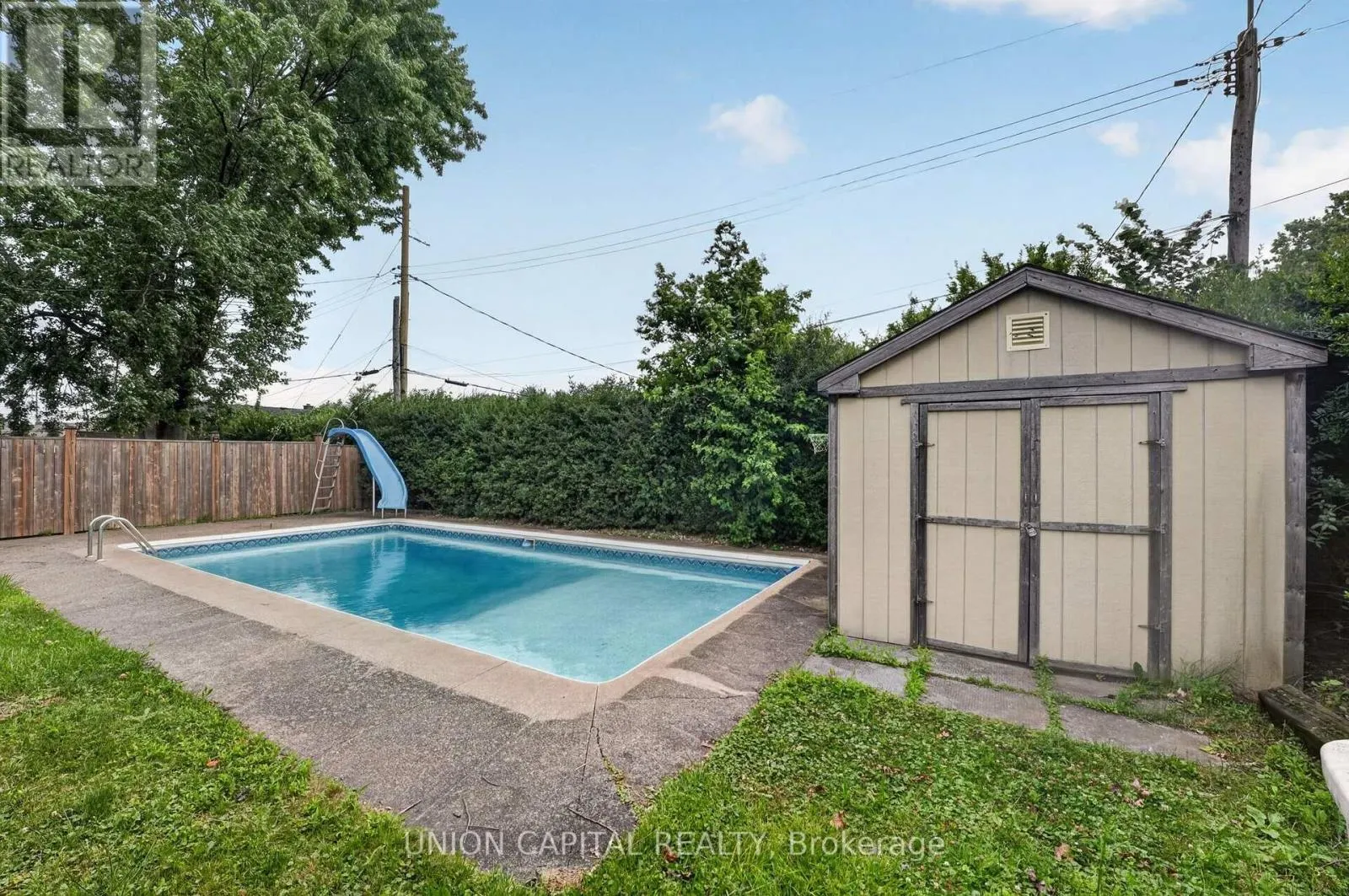 30 COLLIER ROAD N