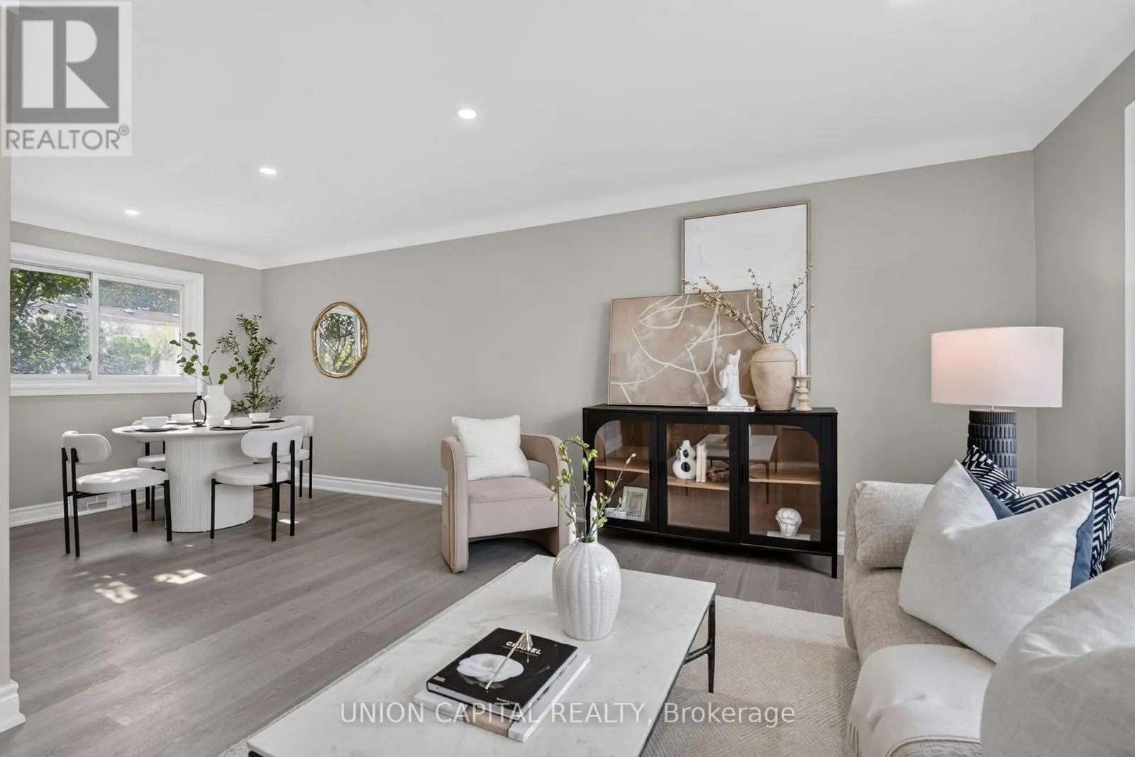 30 COLLIER ROAD N