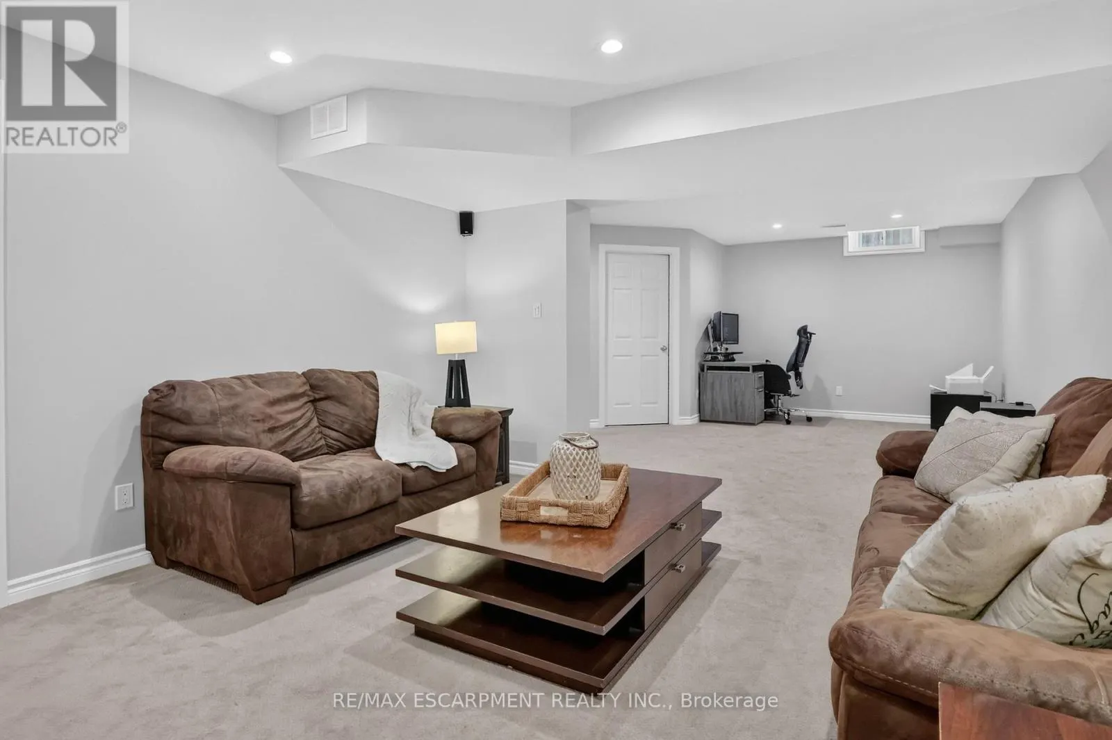 4852 NORTHGATE CRESCENT