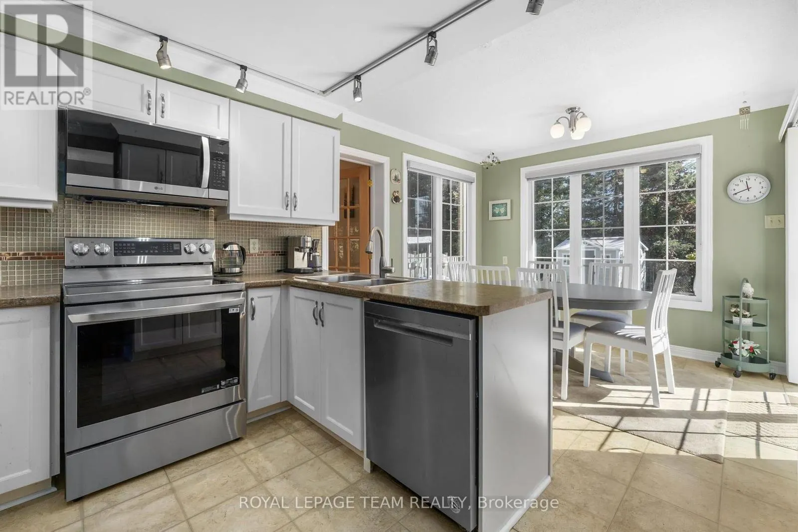 67 HOLITMAN DRIVE
