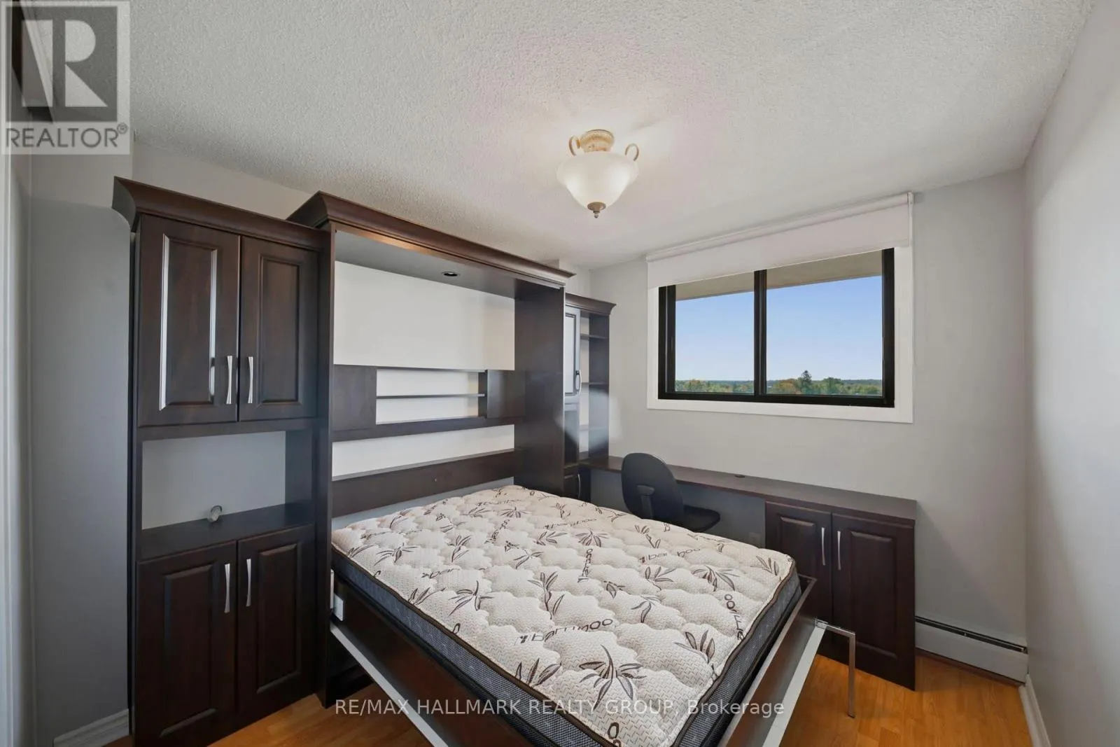 1007 - 415 GREENVIEW AVENUE