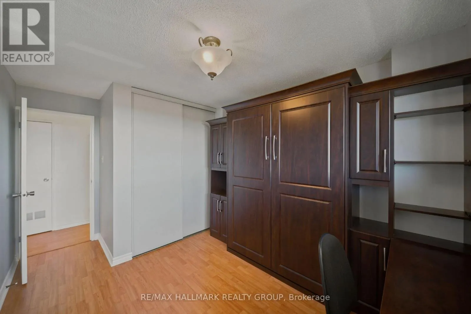 1007 - 415 GREENVIEW AVENUE