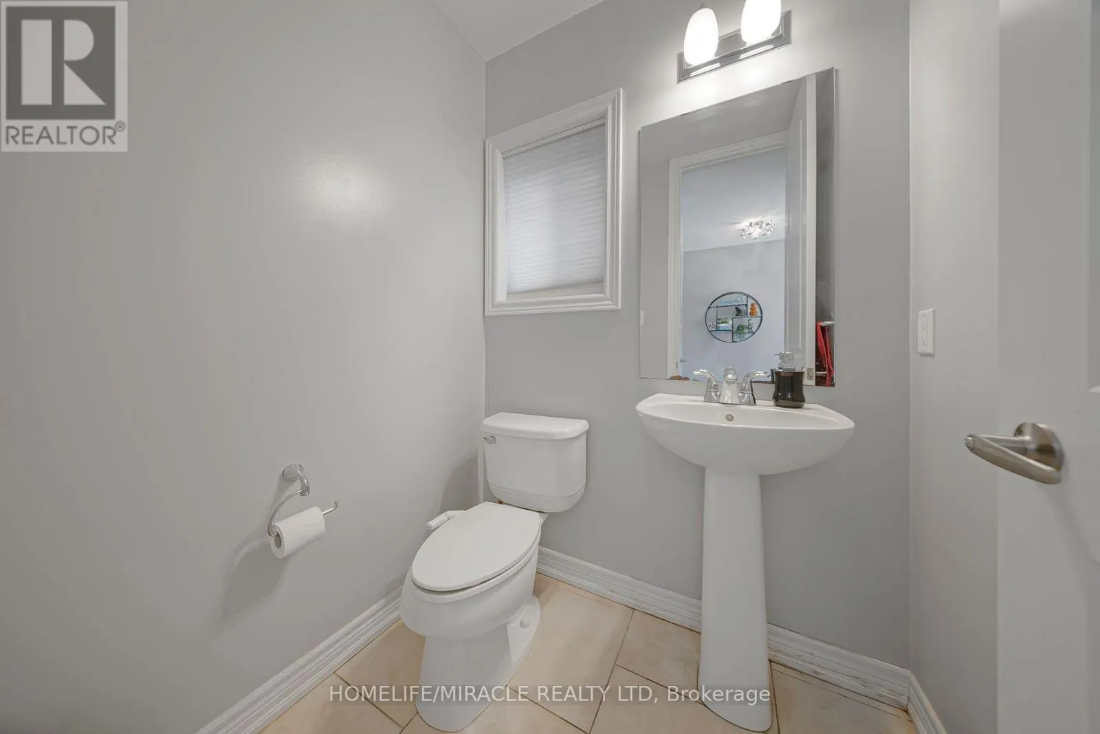 795 ROBERT FERRIE DRIVE