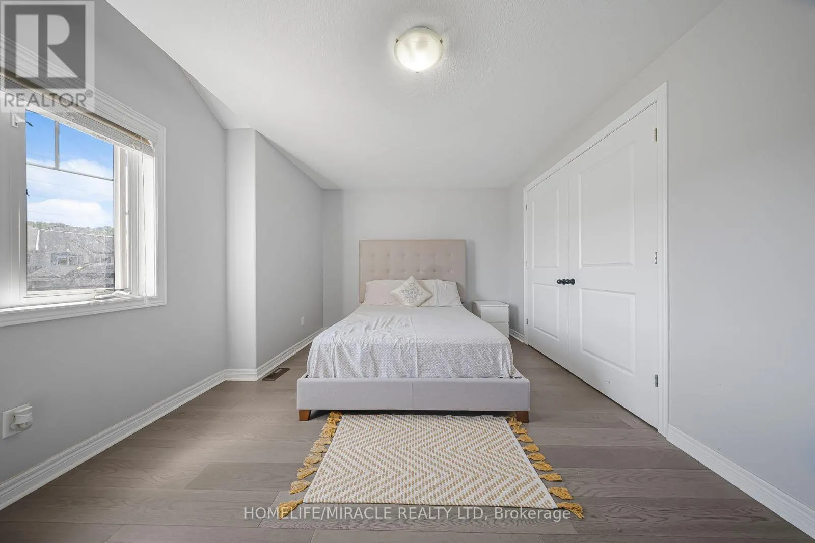 795 ROBERT FERRIE DRIVE