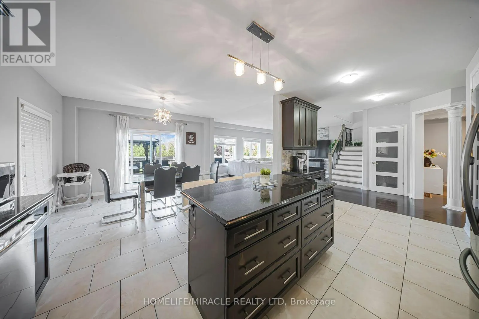 795 ROBERT FERRIE DRIVE