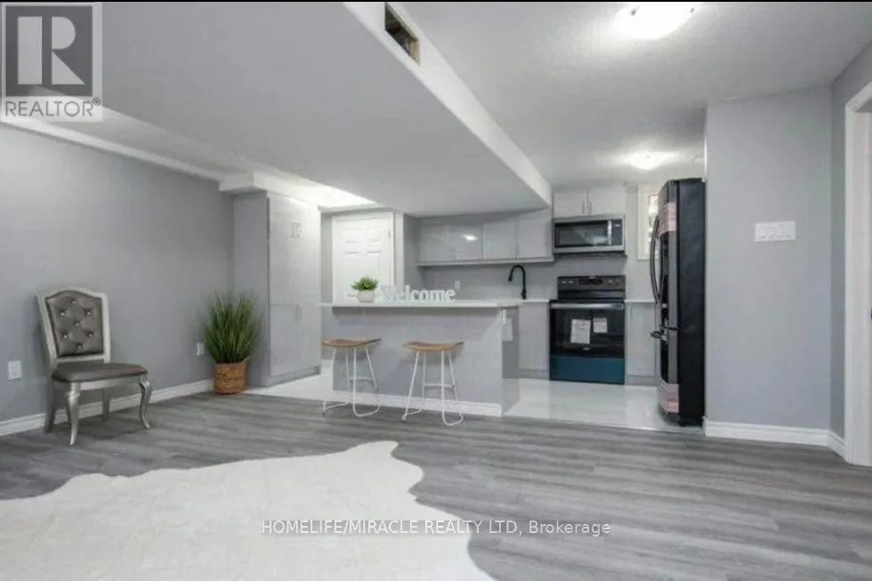 795 ROBERT FERRIE DRIVE