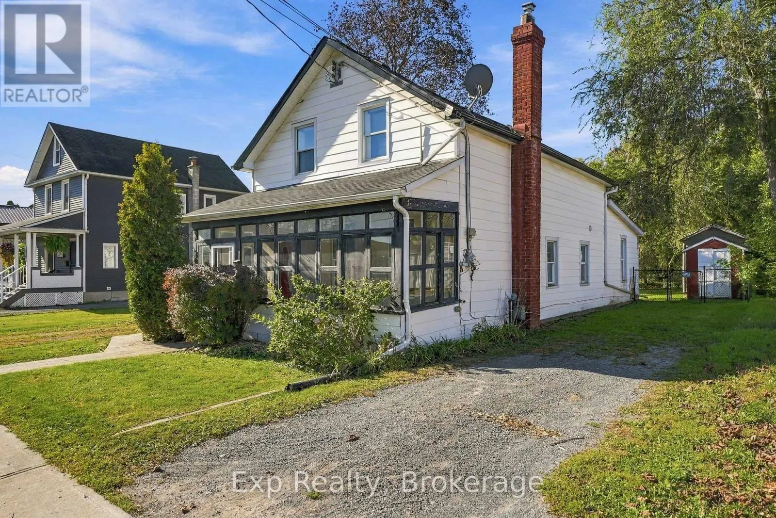 204 ROBERT STREET