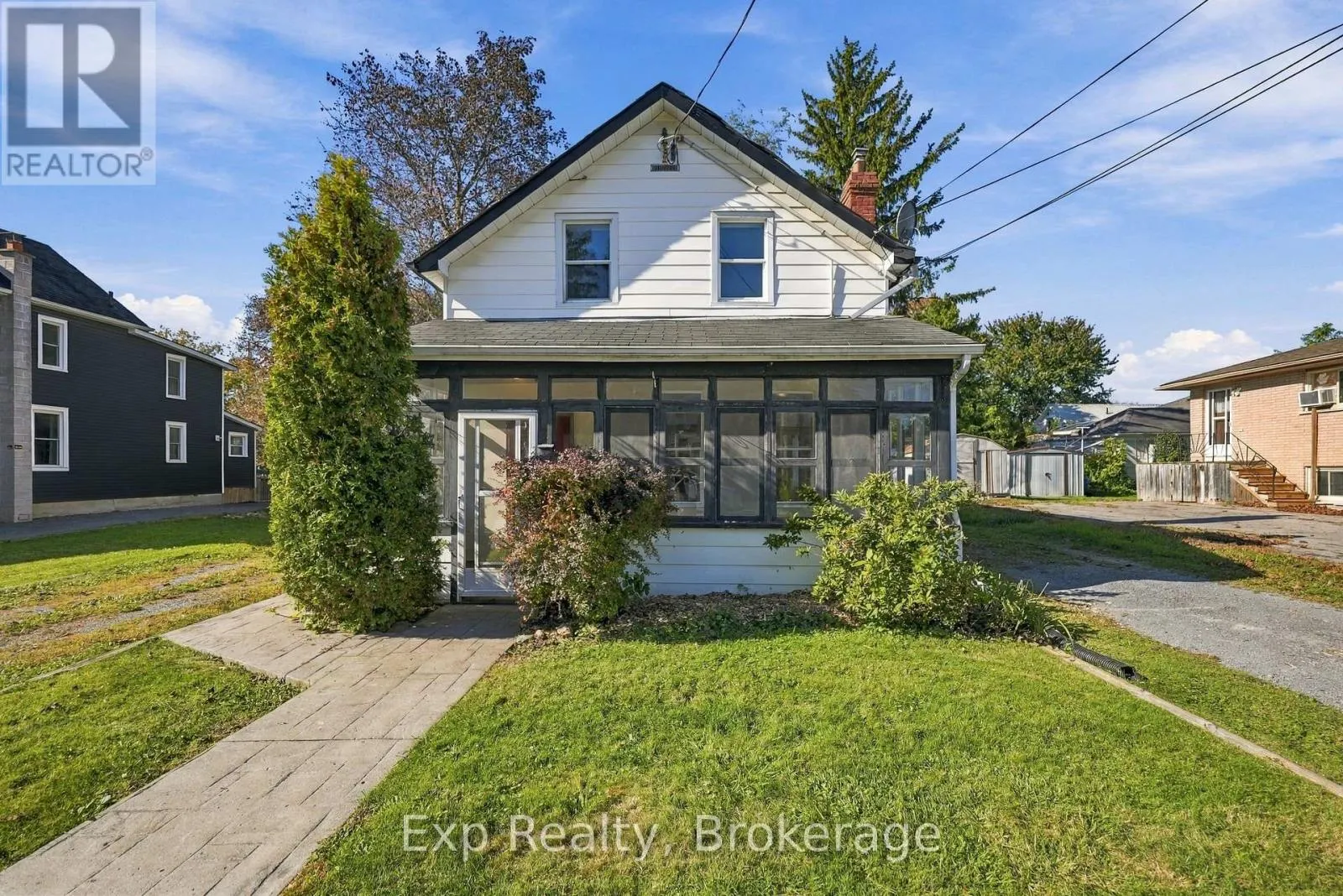 204 ROBERT STREET