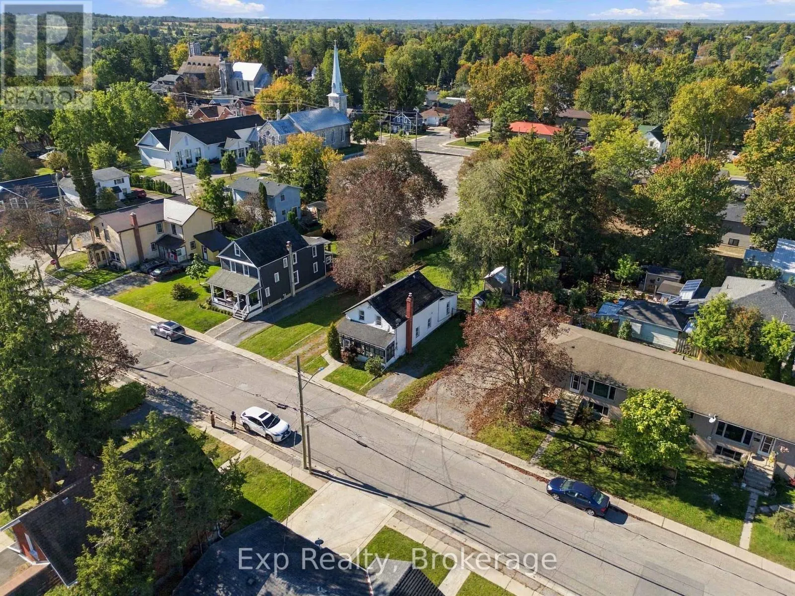 204 ROBERT STREET