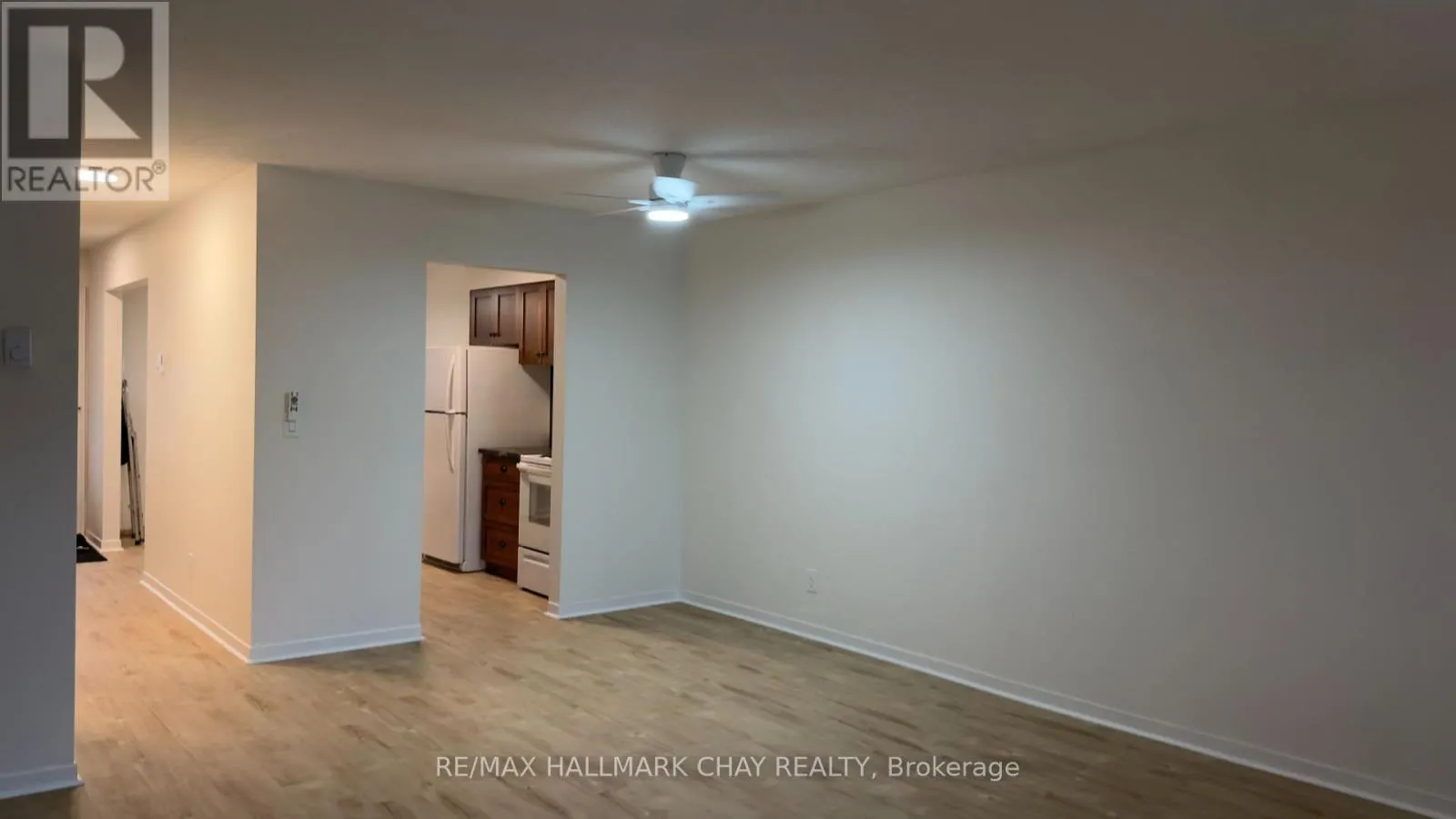 11 - 142 ECCLESTONE DRIVE