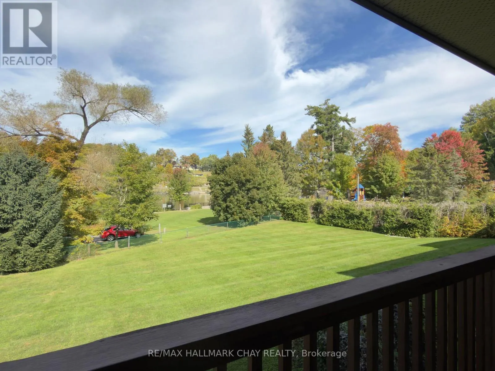 11 - 142 ECCLESTONE DRIVE