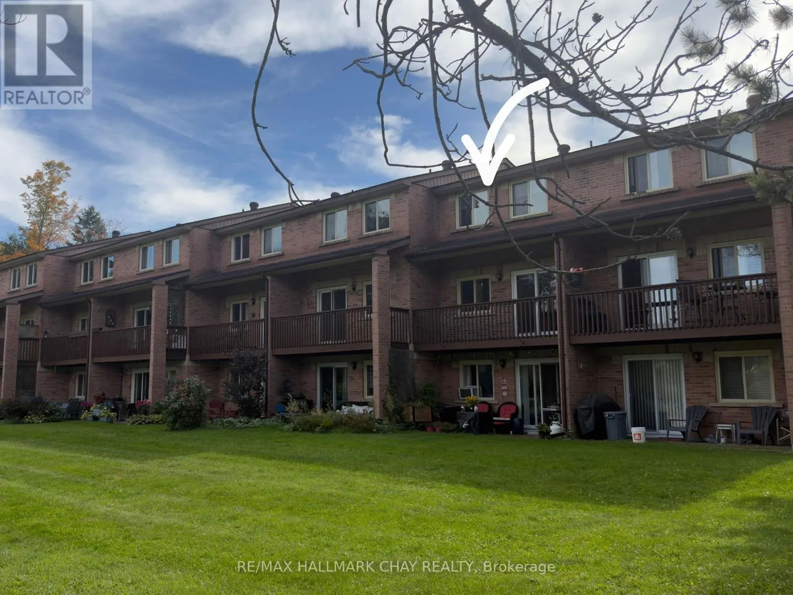 11 - 142 ECCLESTONE DRIVE