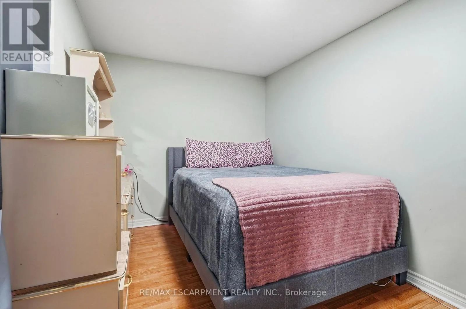 31 PEACHWOOD CRESCENT
