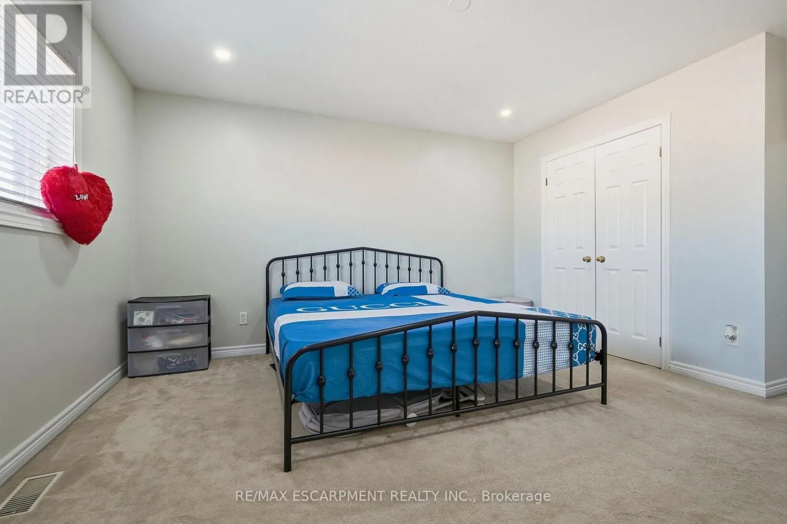31 PEACHWOOD CRESCENT