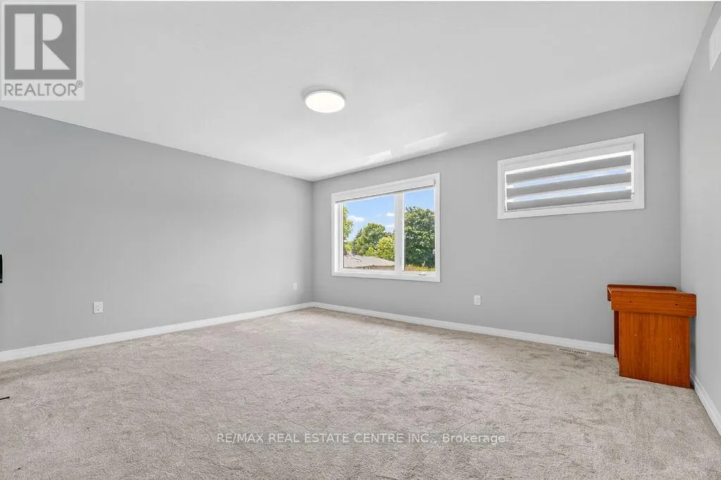 9 - 264 BLAIR ROAD
