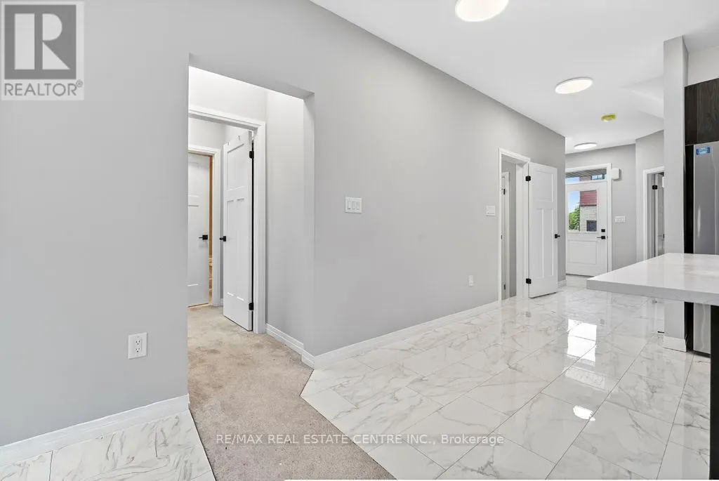 9 - 264 BLAIR ROAD