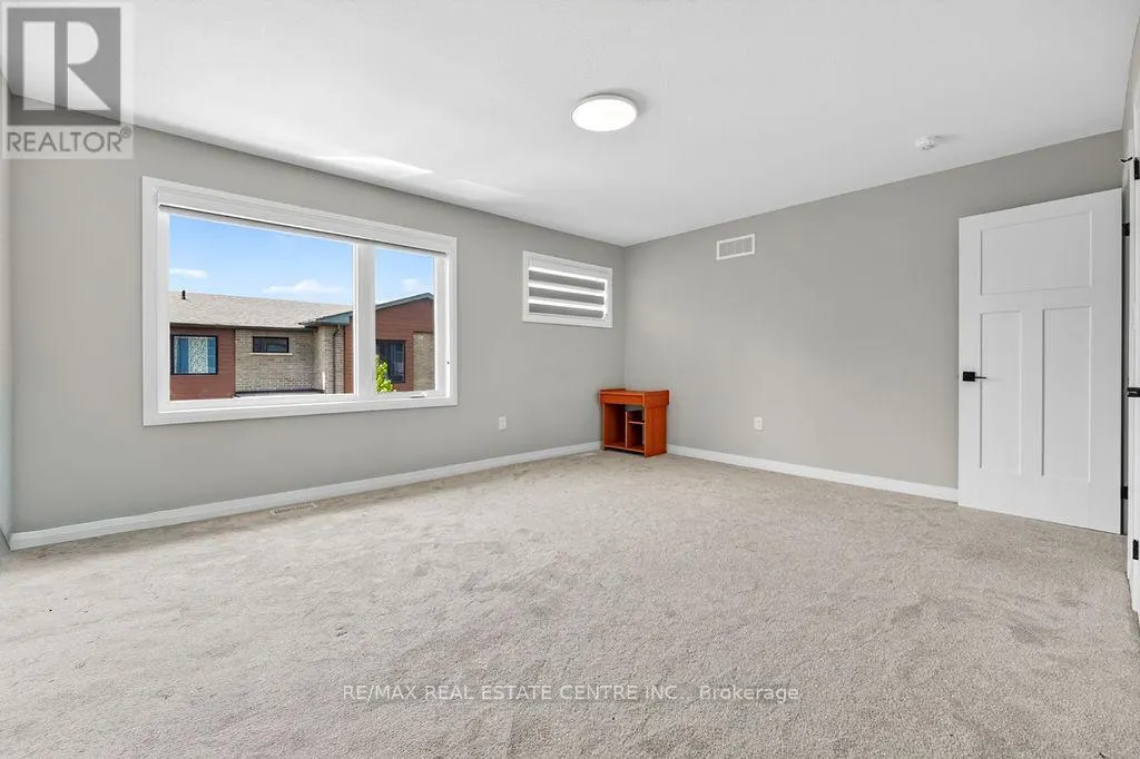 9 - 264 BLAIR ROAD