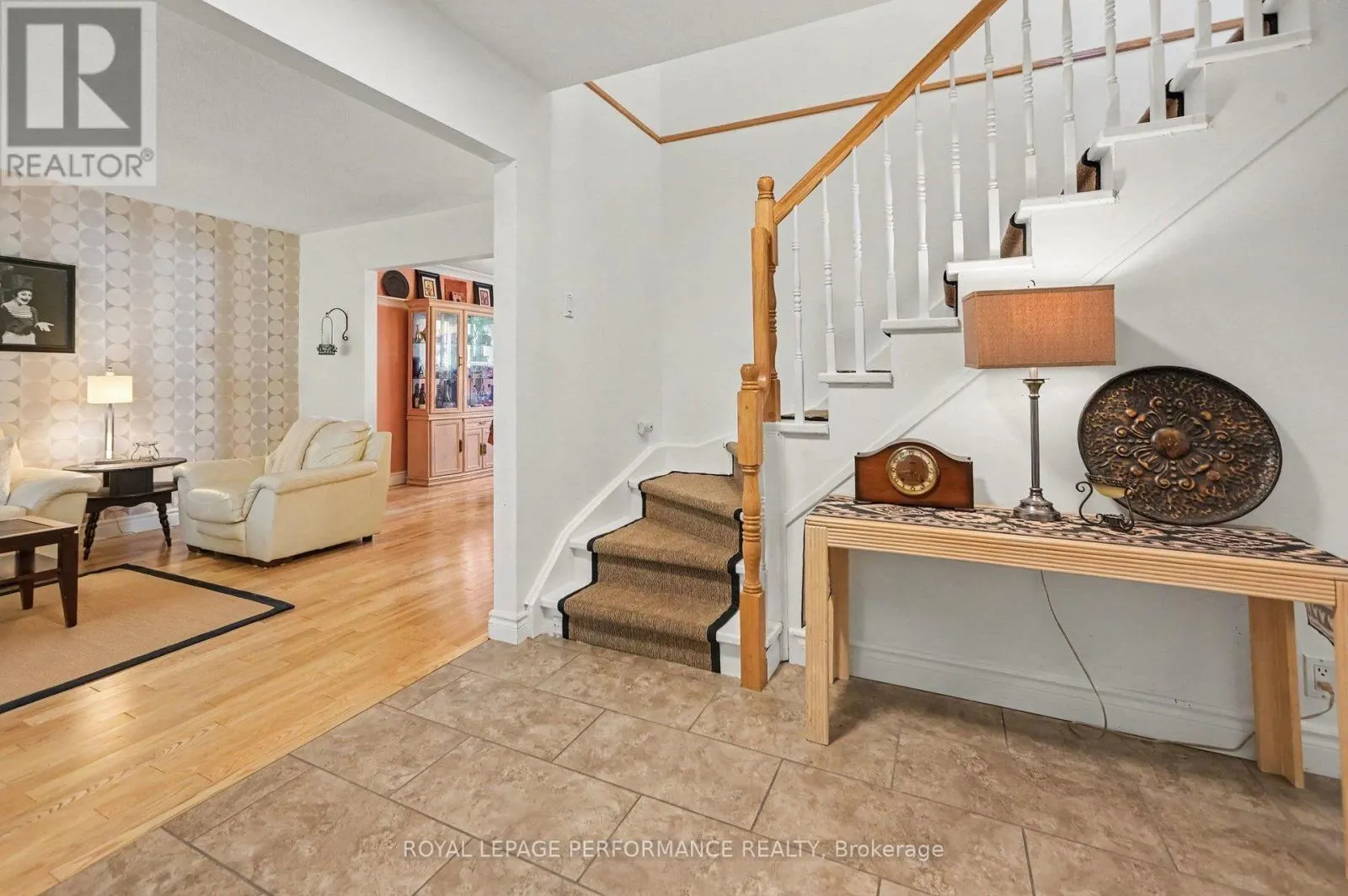 6284 SUNDOWN CRESCENT