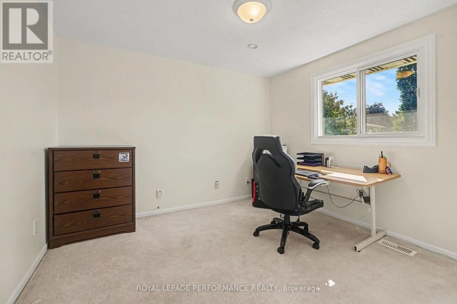 6284 SUNDOWN CRESCENT