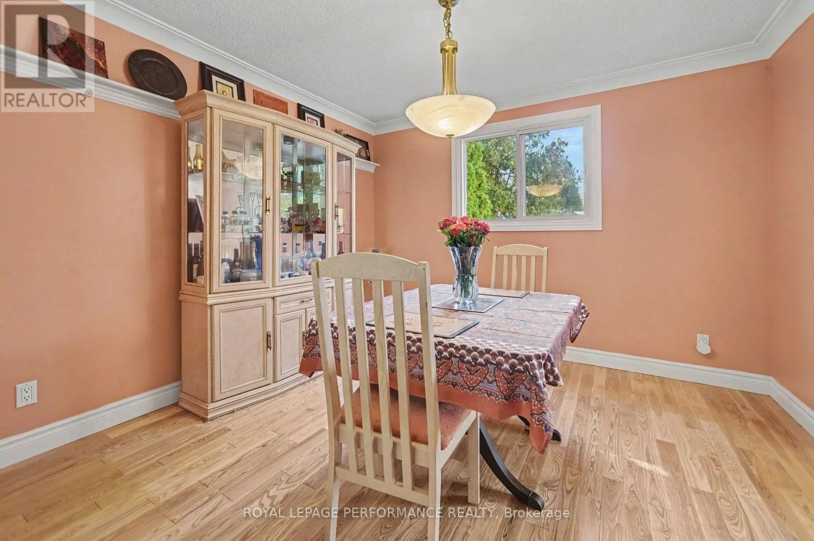 6284 SUNDOWN CRESCENT