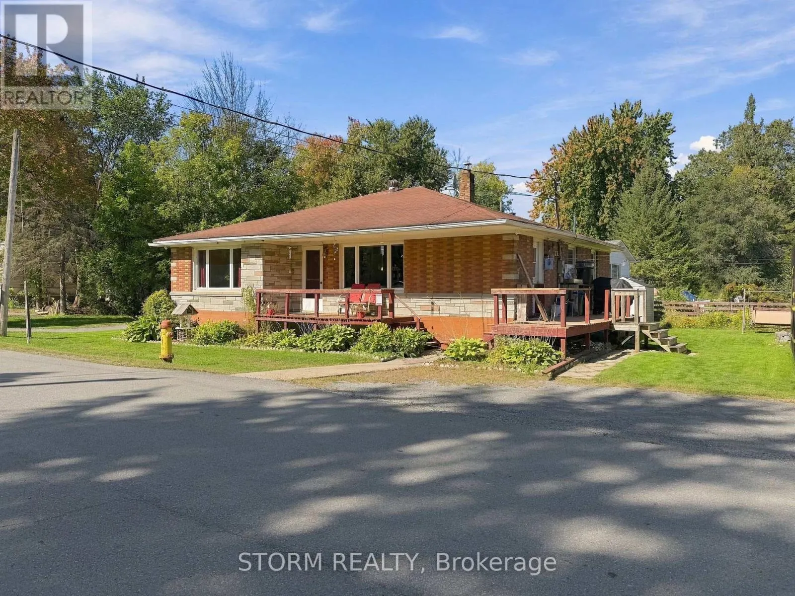 37 OAK STREET