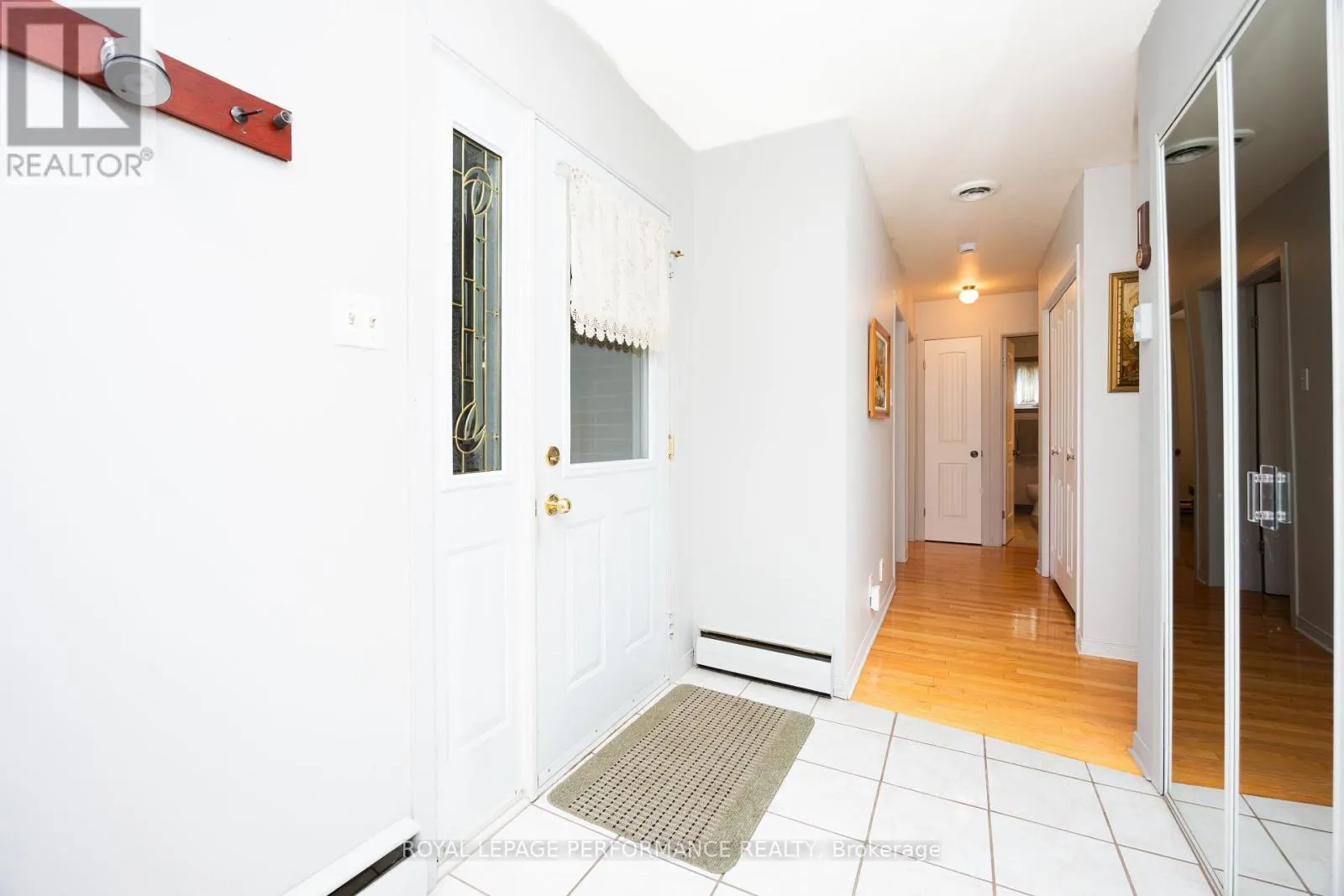 104 KINCARDINE STREET W