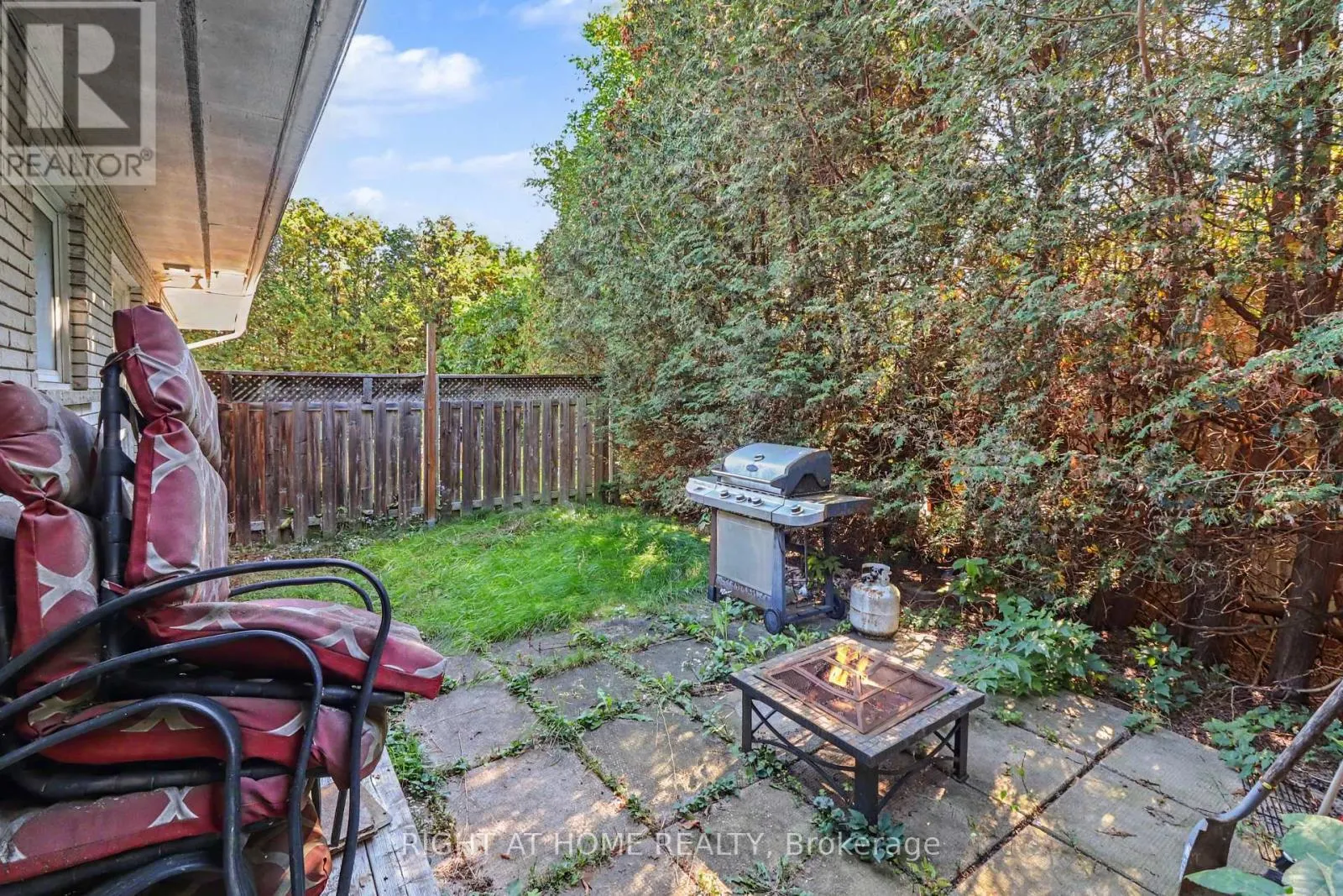 715 GERARD STREET