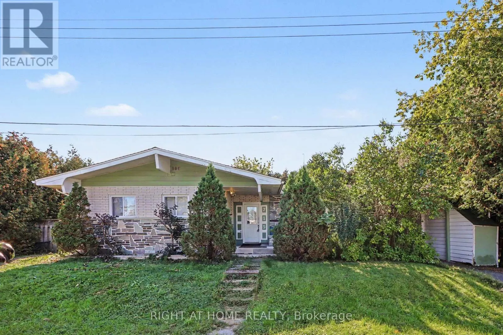 715 GERARD STREET