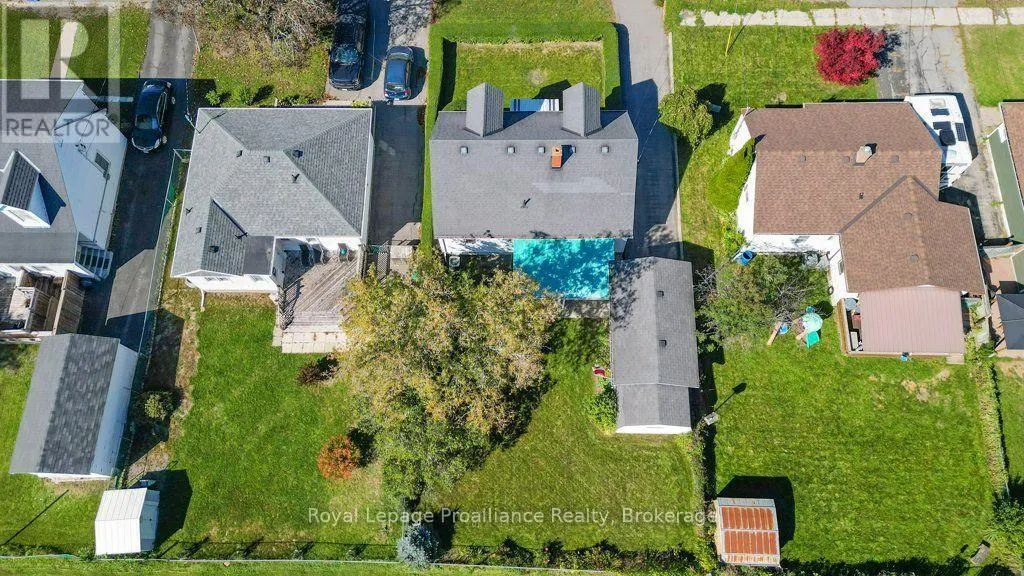 47 BAY DRIVE