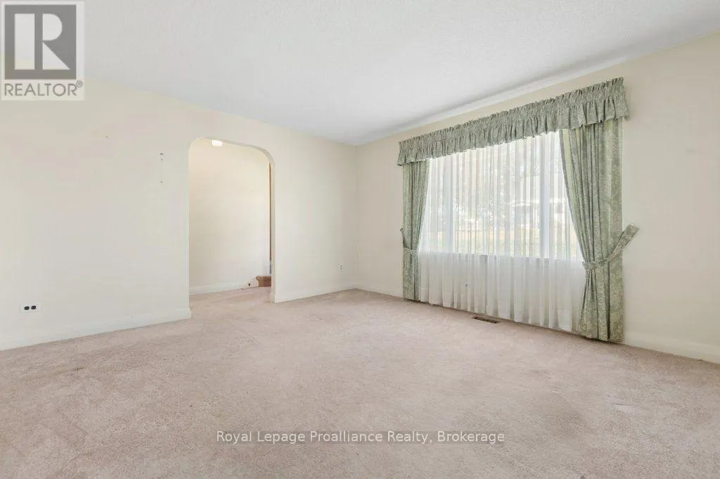 47 BAY DRIVE
