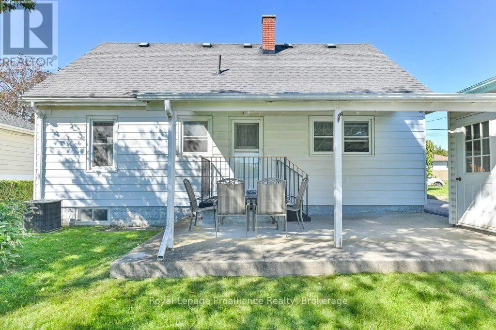47 BAY DRIVE