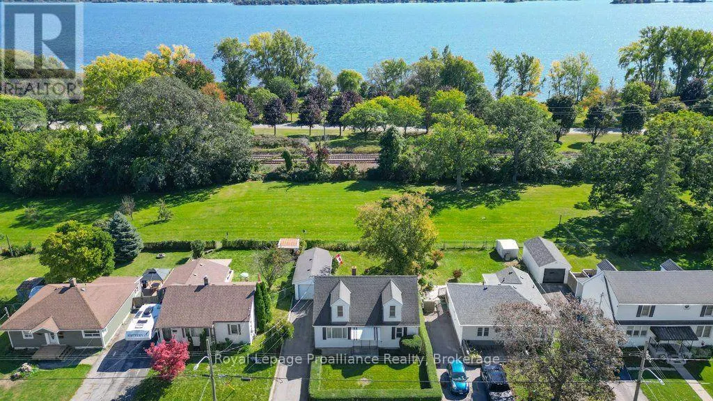 47 BAY DRIVE