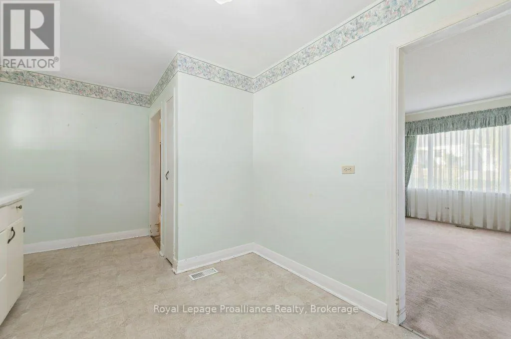 47 BAY DRIVE